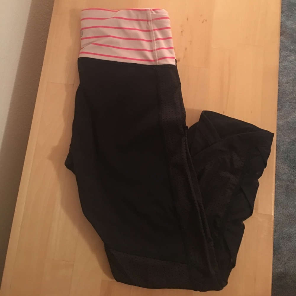 Lulu lemon capris