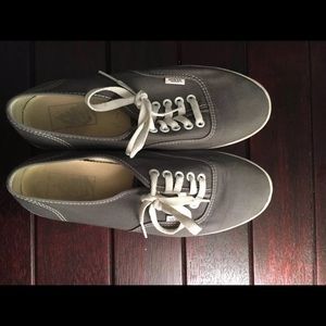 GRAY VANS