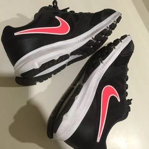 🔥NIKE Downshifter 6 Size 8-Lowest Price