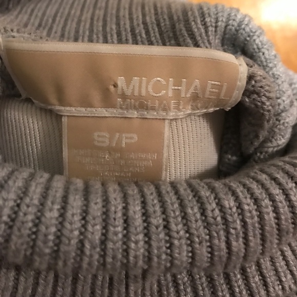 Michael Kors Sweater top - Picture 3 of 3