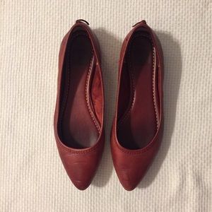 Frye Regina ballet flat in dark red