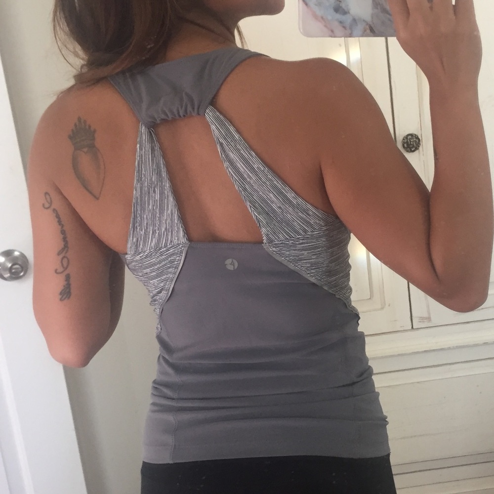 🚫SOLD🚫 Very cute workout tank