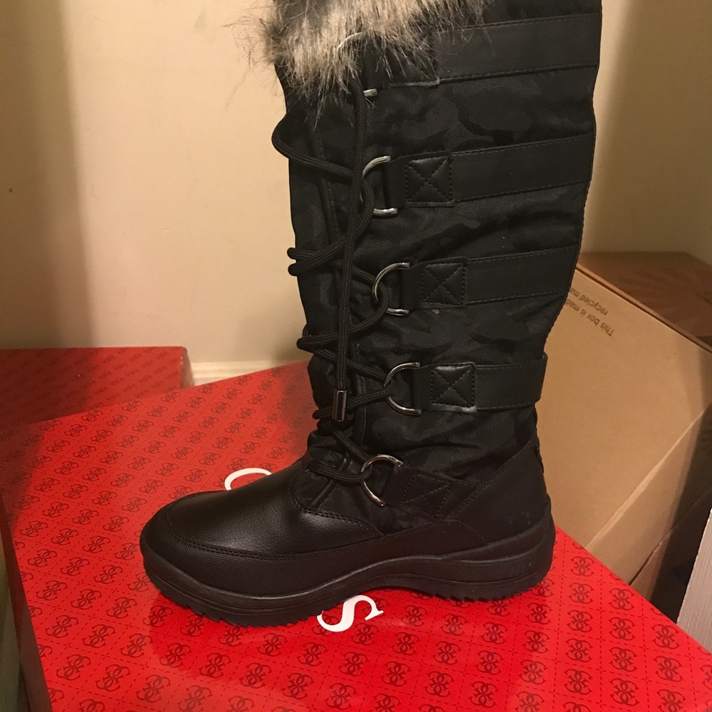 Guess Snow Boots