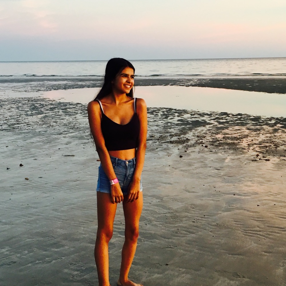 Meet your Posher, Ashley