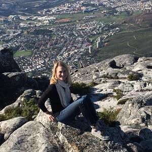 Meet your Posher, Ashley