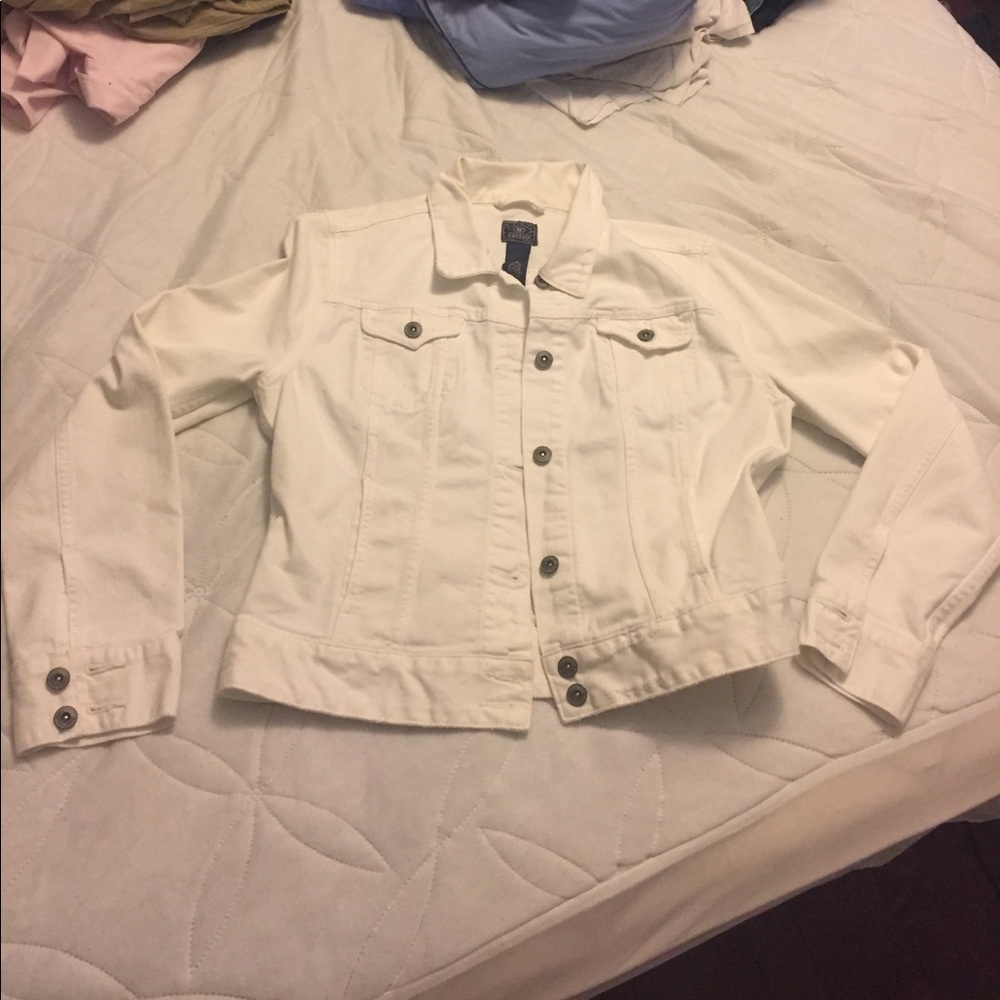 Lucky white denim jacket!
