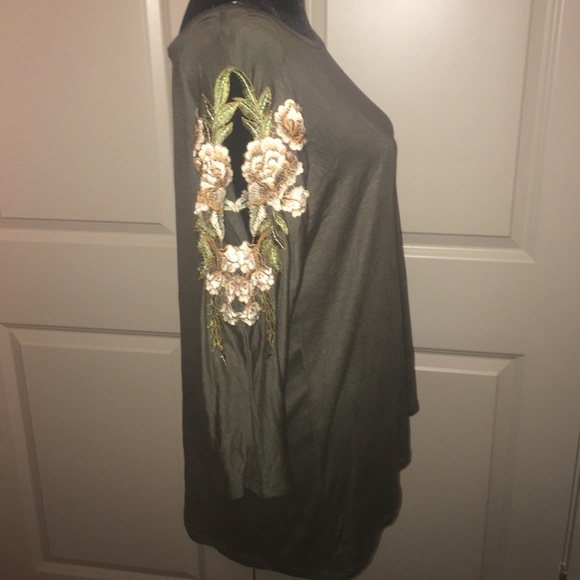 Mayberrys by Jillian - Picture 2 of 2