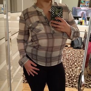 SALE ✌️Plaid Chiffon Top