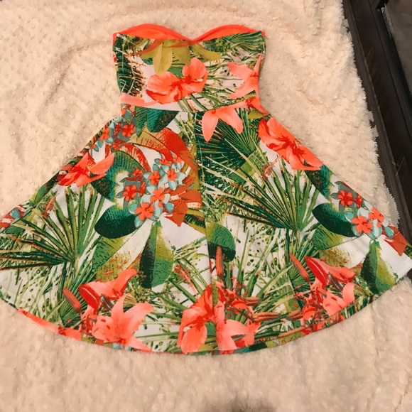 Strapless Dress - Picture 2 of 3