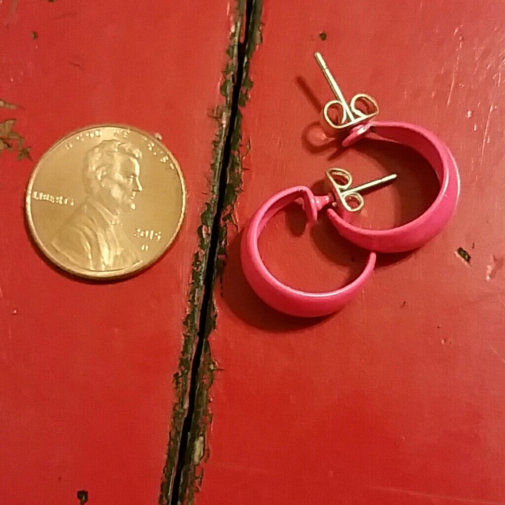 Earings - Picture 3 of 3