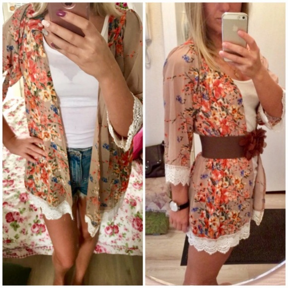 Printed Chiffon Loose Floral Kimono With Lace- Tan - Picture 3 of 8