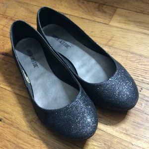 Black glitter flats