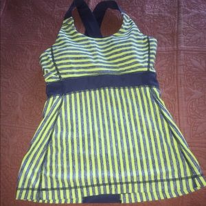 LULU lemon athletica top