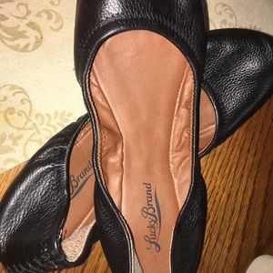 Lucky brand flats