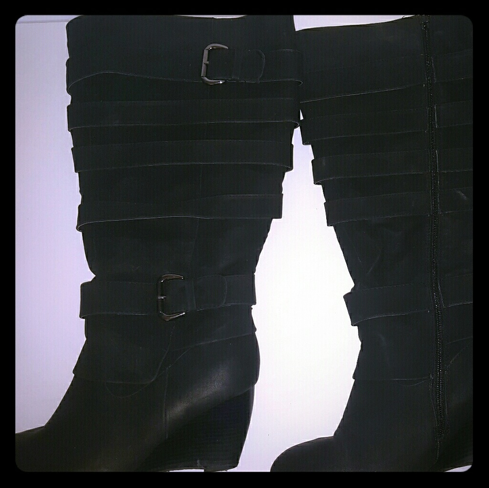 Torrid buckled wedge black boot