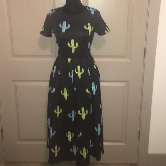 Mayberrys by Jillian - Picture 1 of 1