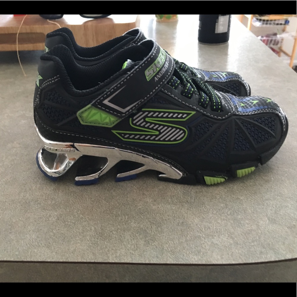 Sketchers mega blades!