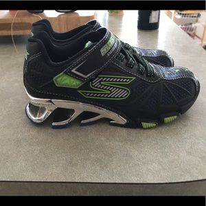 Sketchers mega blades!
