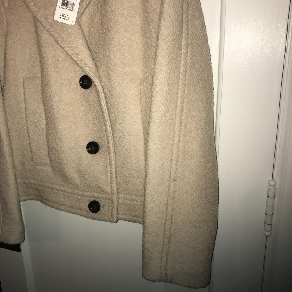 Coach Jacket - Picture 4 of 6