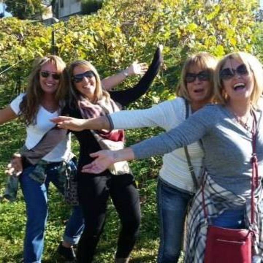 Meet your Posher, Polly