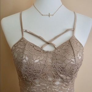 Bozzolo lace crop top