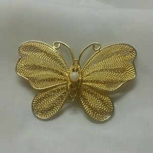Butterfly broach