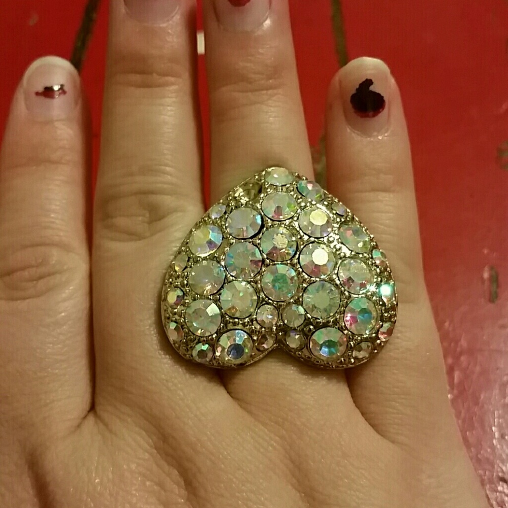 Ring - Picture 4 of 4