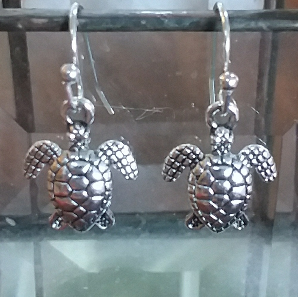 BEACH BABY Turtles 3D earrings SO CUTE sea!