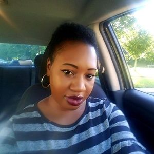 Meet your Posher, Eunide