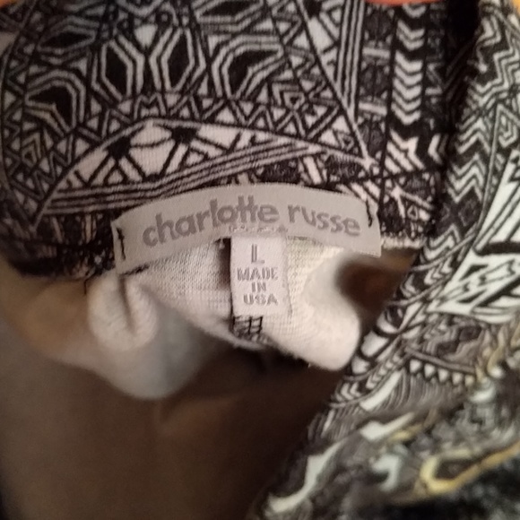 SALE ✌️Skater Circle Line Skirt. 🌈 Geometric! - Picture 6 of 7