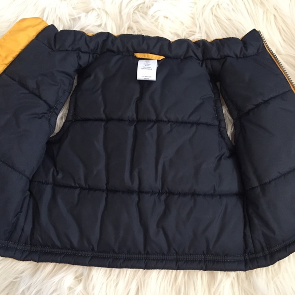 (SOLD) Winter Vest (6-12m) - Picture 3 of 6