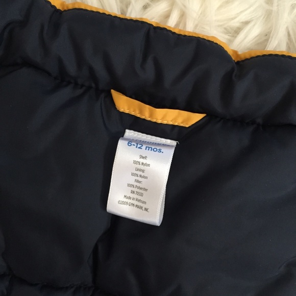 (SOLD) Winter Vest (6-12m) - Picture 4 of 6