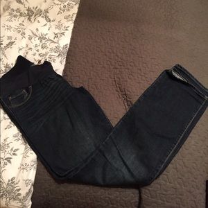 Old navy maternity skinny jeans