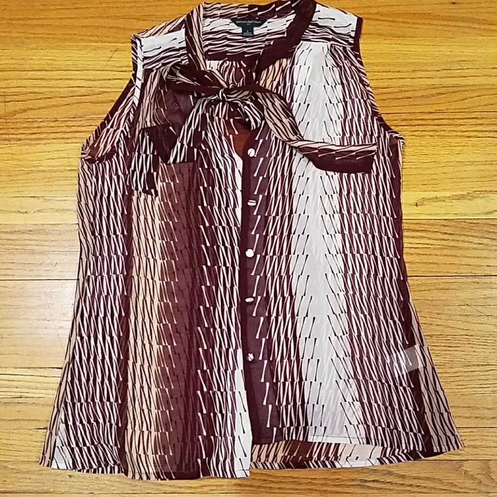 Sleeveless Blouse