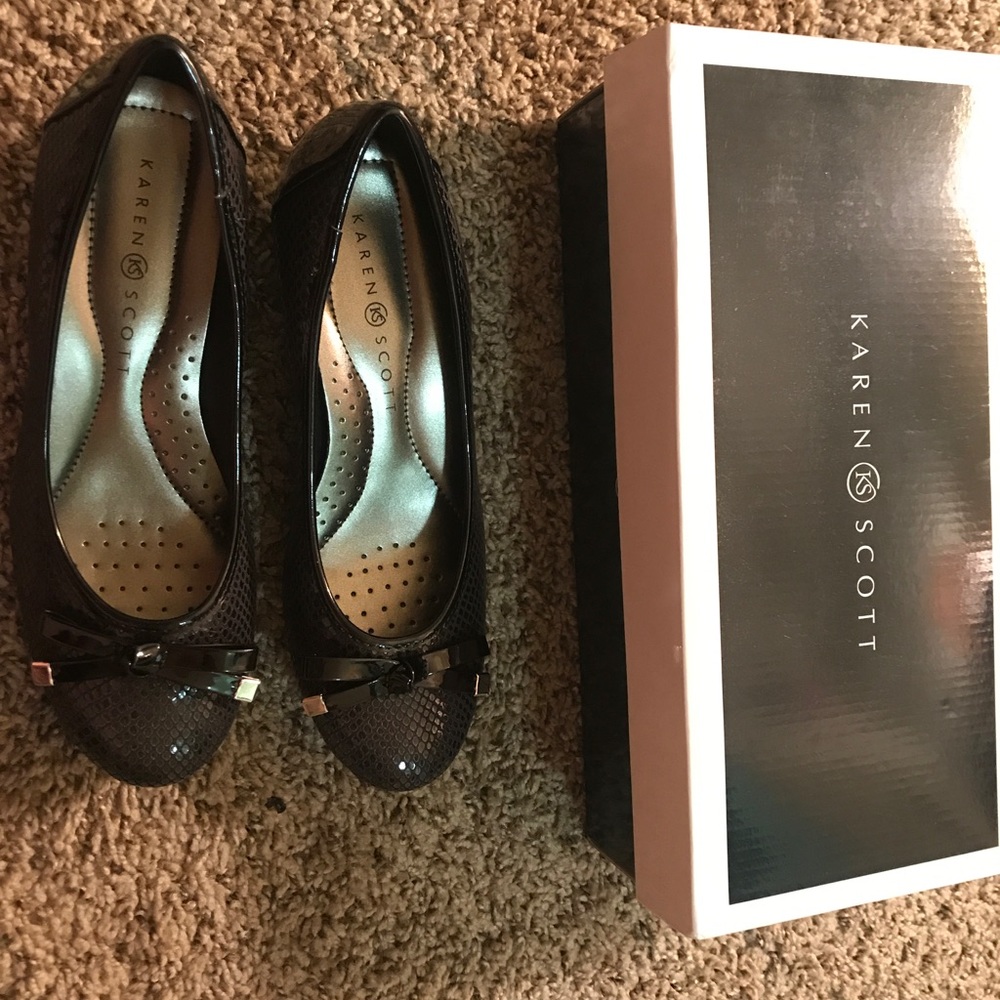 Karen Scott shoes