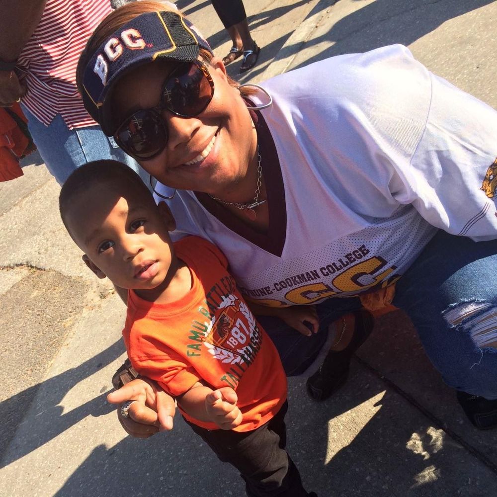 Meet your Posher, Rhonda