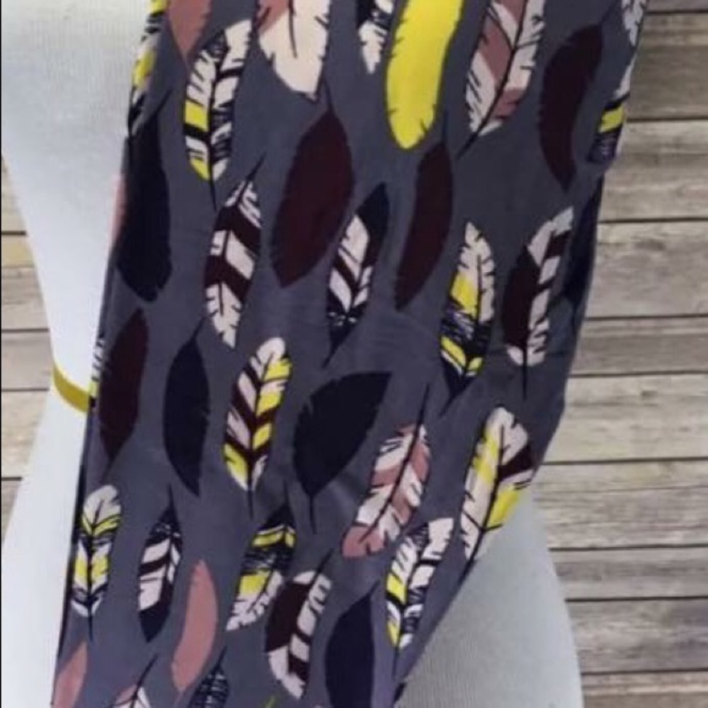 LuLaRoe TC Leggings NWOT Feathers HTF UNICORN