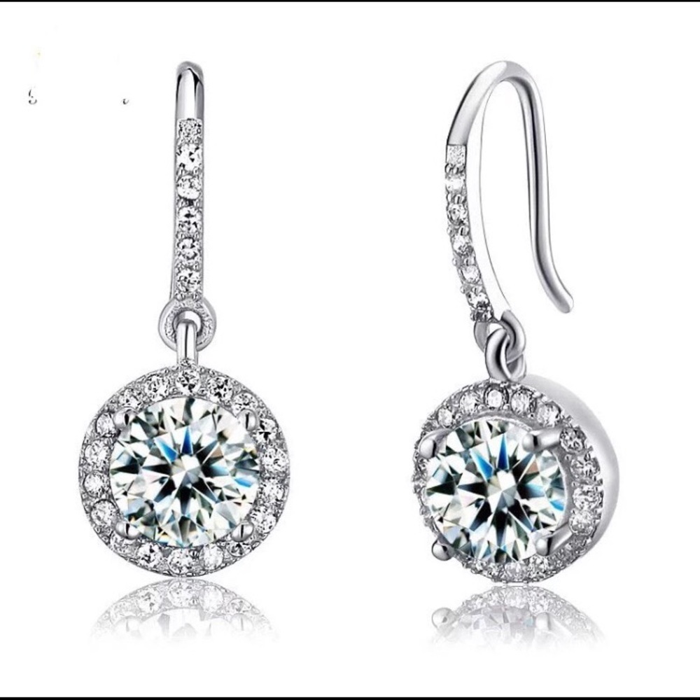 100% 925 Silver 3 Carat created diamond Earrings