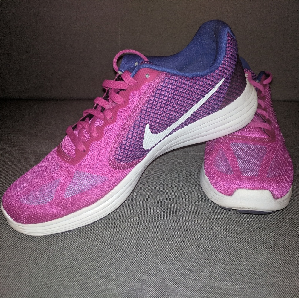 Nike walking shoes