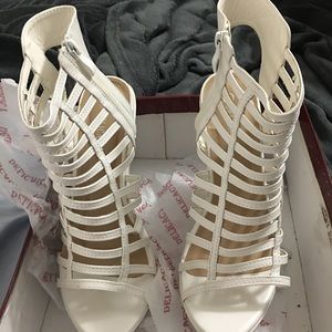 White dress shoes size 8.5