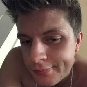 Meet your Posher, Lee