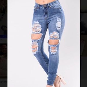 Fashion Nova ripped jeans