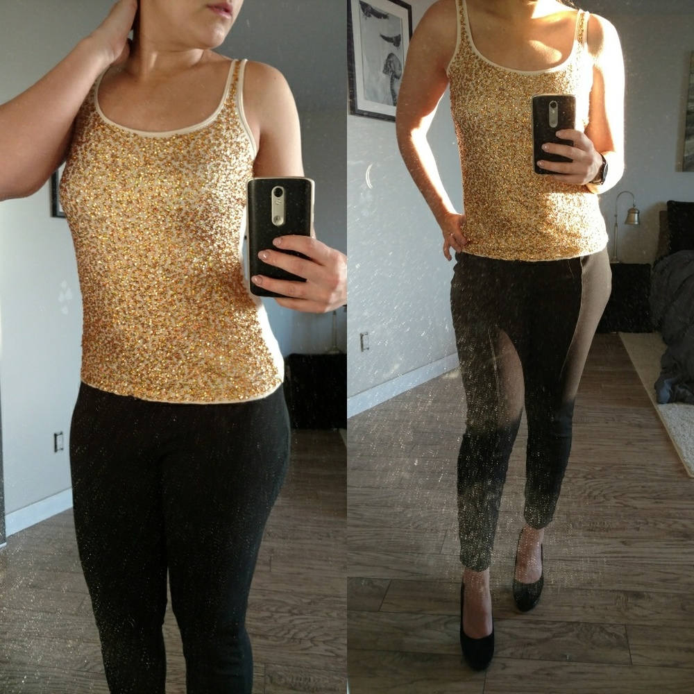 💞🎈 HP!!! 🎈💞 NWOT Sequin Tank Top