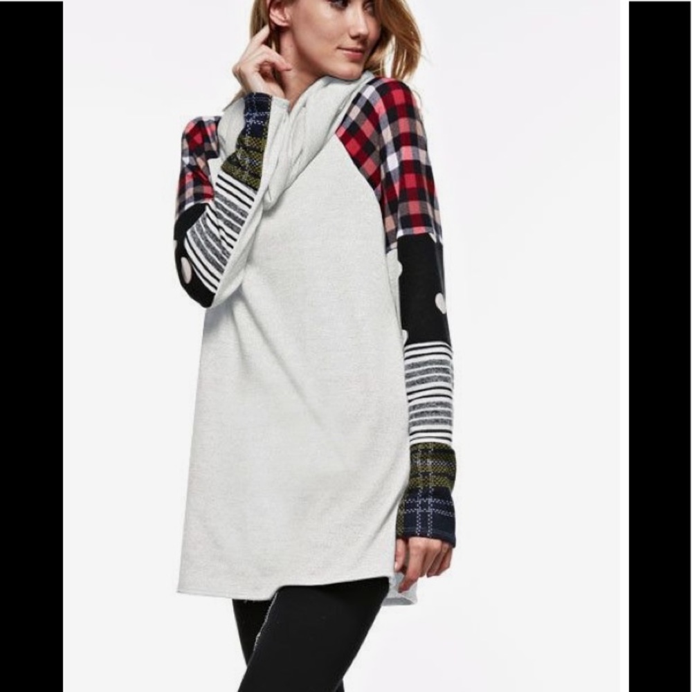 Patchwork sleeve Tunic sweater