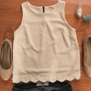 Cute Scalloped Hemmed Blouse