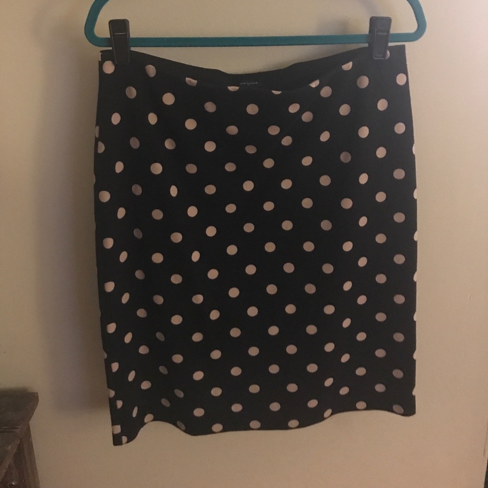 Ann Taylor polka dot skirt