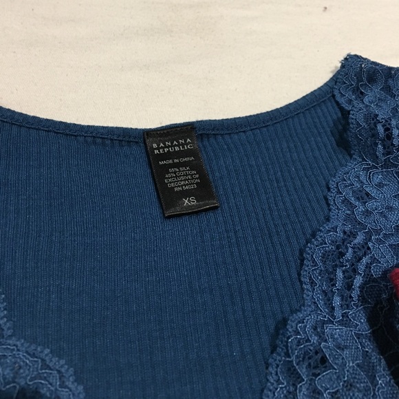 banana tanks! Several colors must specify size color and price - Picture 2 of 5