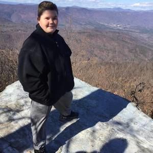 Meet your Posher, Troy