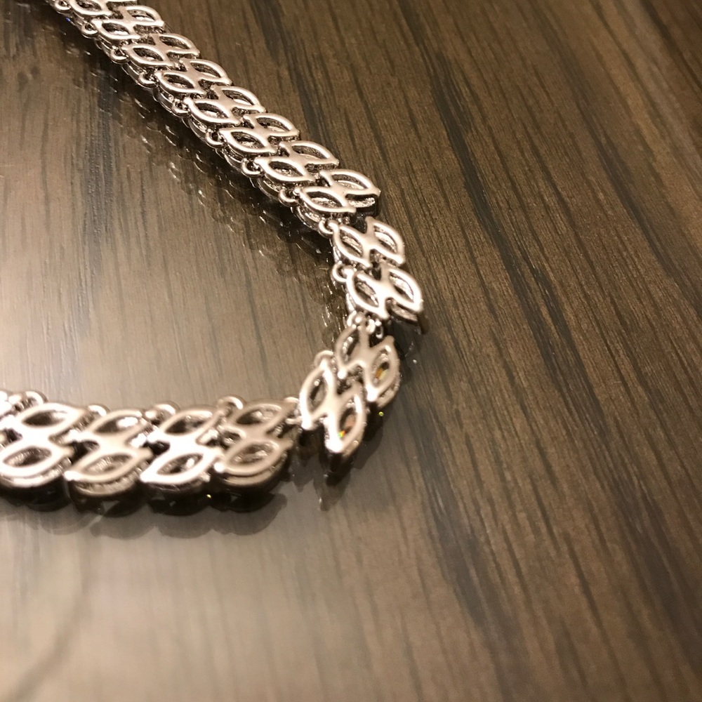 💍 Elegant Diamond Teardrop 18in Necklace - Picture 6 of 8
