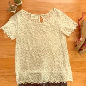 Gorgeous Lace Top 💋